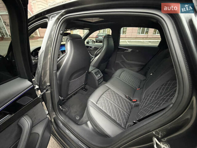 Серый Ауди С4, объемом двигателя 3 л и пробегом 23 тыс. км за 45500 $, фото 9 на Automoto.ua