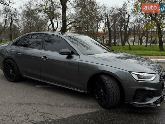 Серый Ауди С4, объемом двигателя 3 л и пробегом 23 тыс. км за 45500 $, фото 2 на Automoto.ua