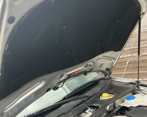 Сірий Ауді С4, об'ємом двигуна 2.7 л та пробігом 117 тис. км за 25700 $, фото 17 на Automoto.ua