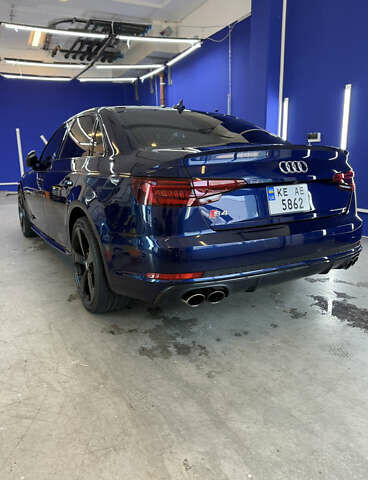 Синій Ауді С4, об'ємом двигуна 3 л та пробігом 102 тис. км за 27900 $, фото 7 на Automoto.ua