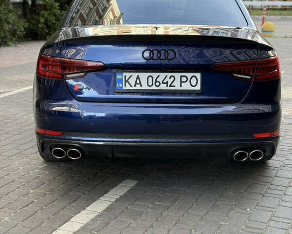 Синій Ауді С4, об'ємом двигуна 3 л та пробігом 85 тис. км за 29500 $, фото 4 на Automoto.ua