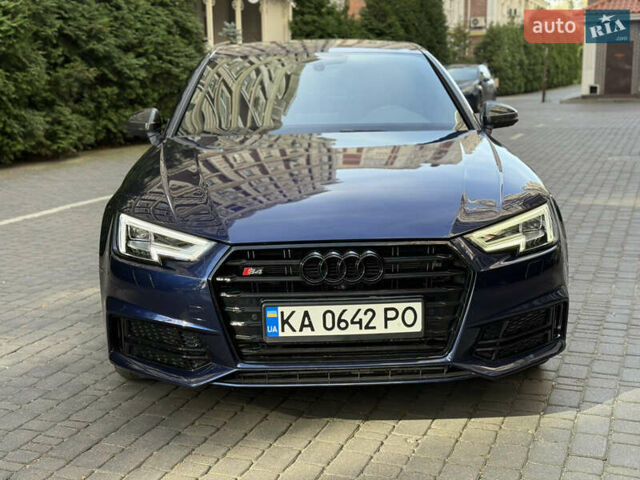 Синій Ауді С4, об'ємом двигуна 3 л та пробігом 85 тис. км за 29500 $, фото 3 на Automoto.ua