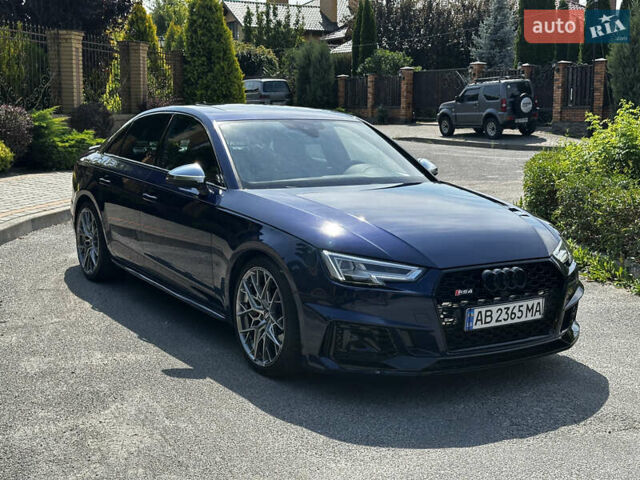 Синий Ауди С4, объемом двигателя 3 л и пробегом 92 тыс. км за 25999 $, фото 4 на Automoto.ua