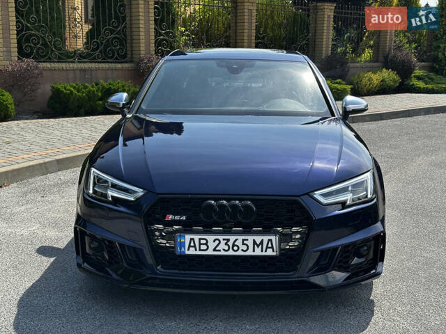 Синий Ауди С4, объемом двигателя 3 л и пробегом 92 тыс. км за 25999 $, фото 2 на Automoto.ua