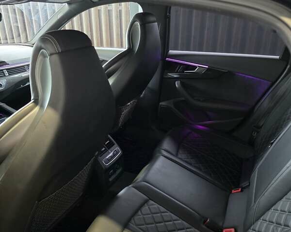 Синий Ауди С4, объемом двигателя 3 л и пробегом 90 тыс. км за 39500 $, фото 3 на Automoto.ua