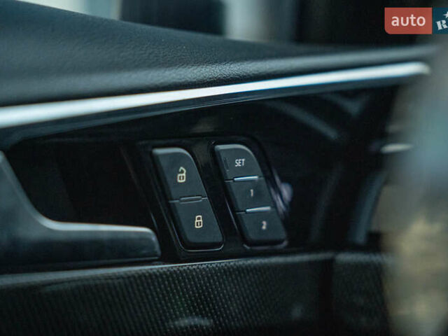 Ауди С4 2020 в Черновцах на Automoto.ua Синий Ауди С4, объемом двигателя 3 л и пробегом 79 тыс. км за 38900 $, фото 30 на Automoto.ua