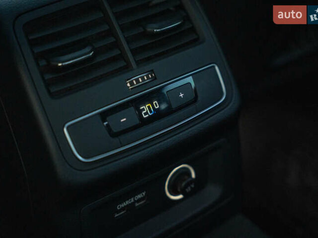 Ауди С4 2020 в Черновцах на Automoto.ua Синий Ауди С4, объемом двигателя 3 л и пробегом 79 тыс. км за 38900 $, фото 56 на Automoto.ua