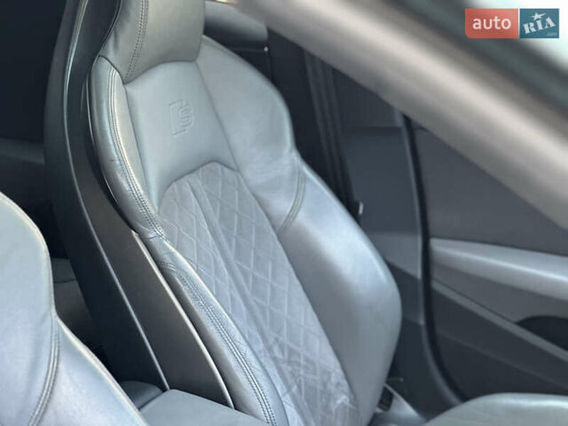 Зеленый Ауди С4, объемом двигателя 3 л и пробегом 250 тыс. км за 22000 $, фото 38 на Automoto.ua