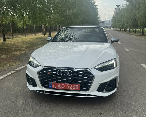 Білий Ауді S5, об'ємом двигуна 3 л та пробігом 58 тис. км за 40000 $, фото 2 на Automoto.ua