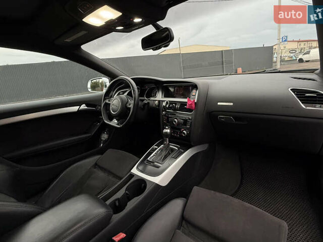 Білий Ауді S5, об'ємом двигуна 3 л та пробігом 172 тис. км за 12999 $, фото 10 на Automoto.ua