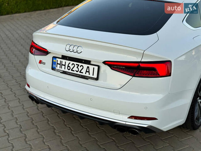 Белый Ауди С5, объемом двигателя 3 л и пробегом 155 тыс. км за 26700 $, фото 11 на Automoto.ua