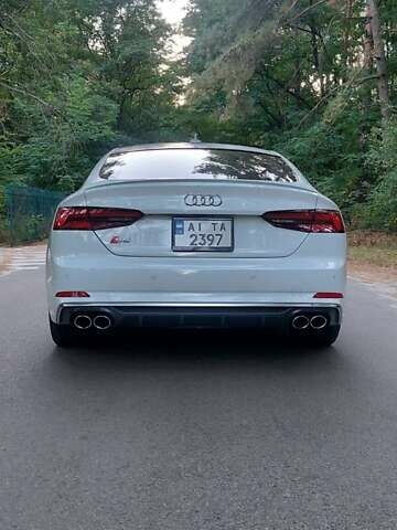 Білий Ауді S5, об'ємом двигуна 3 л та пробігом 127 тис. км за 27300 $, фото 7 на Automoto.ua