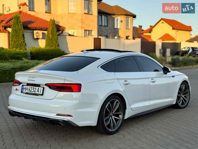 Белый Ауди С5, объемом двигателя 3 л и пробегом 155 тыс. км за 27500 $, фото 5 на Automoto.ua