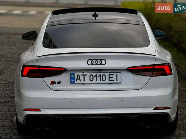 Белый Ауди С5, объемом двигателя 3 л и пробегом 75 тыс. км за 40000 $, фото 3 на Automoto.ua