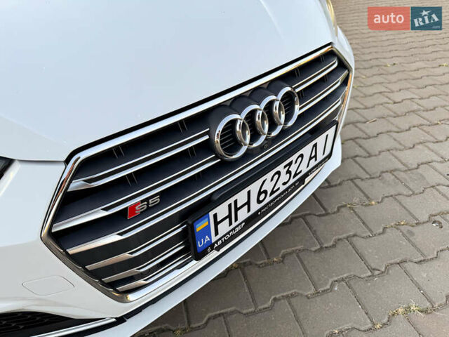 Белый Ауди С5, объемом двигателя 3 л и пробегом 155 тыс. км за 26700 $, фото 7 на Automoto.ua
