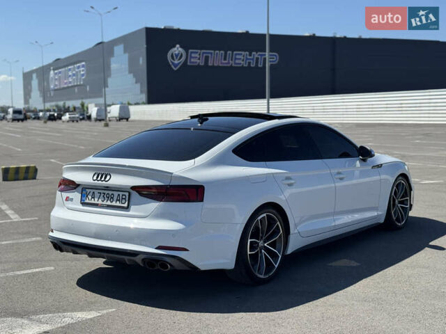 Белый Ауди С5, объемом двигателя 3 л и пробегом 90 тыс. км за 26990 $, фото 4 на Automoto.ua