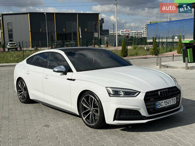 Белый Ауди С5, объемом двигателя 3 л и пробегом 98 тыс. км за 28990 $, фото 2 на Automoto.ua