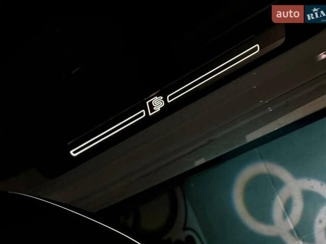 Белый Ауди С5, объемом двигателя 3 л и пробегом 75 тыс. км за 40000 $, фото 4 на Automoto.ua