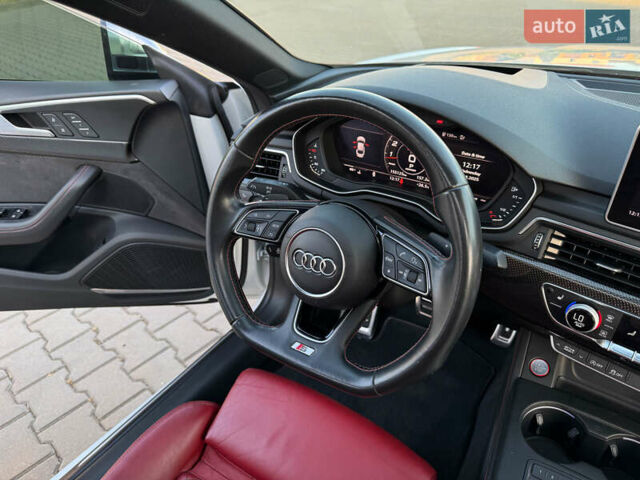 Белый Ауди С5, объемом двигателя 3 л и пробегом 155 тыс. км за 27500 $, фото 27 на Automoto.ua