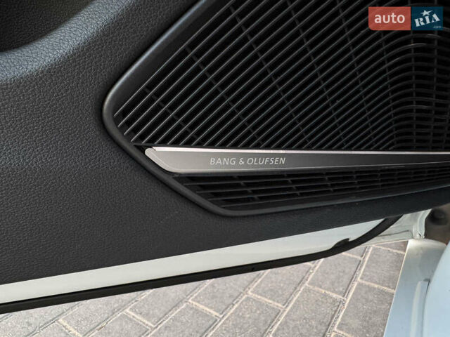 Белый Ауди С5, объемом двигателя 3 л и пробегом 156 тыс. км за 25800 $, фото 52 на Automoto.ua