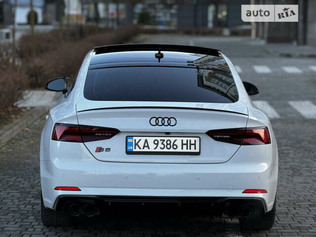 Білий Ауді S5, об'ємом двигуна 3 л та пробігом 35 тис. км за 39999 $, фото 6 на Automoto.ua