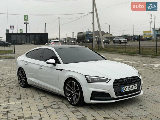 Білий Ауді S5, об'ємом двигуна 3 л та пробігом 100 тис. км за 23990 $, фото 2 на Automoto.ua