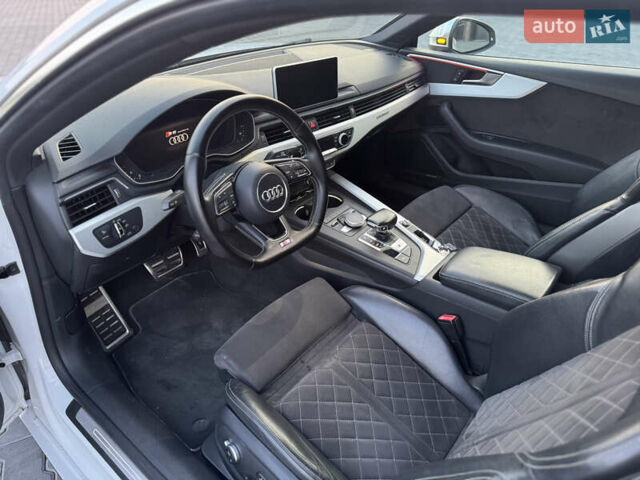 Білий Ауді S5, об'ємом двигуна 3 л та пробігом 138 тис. км за 28000 $, фото 12 на Automoto.ua