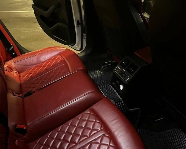 Белый Ауди С5, объемом двигателя 3 л и пробегом 117 тыс. км за 27500 $, фото 12 на Automoto.ua