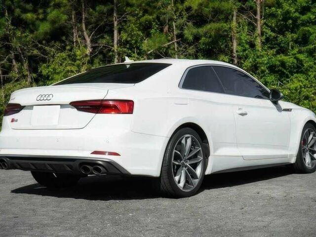 Белый Ауди С5, объемом двигателя 3 л и пробегом 60 тыс. км за 445 $, фото 2 на Automoto.ua