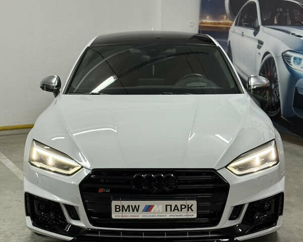 Белый Ауди С5, объемом двигателя 3 л и пробегом 120 тыс. км за 27800 $, фото 1 на Automoto.ua