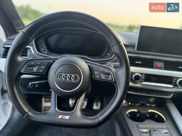 Білий Ауді S5, об'ємом двигуна 3 л та пробігом 138 тис. км за 28000 $, фото 14 на Automoto.ua