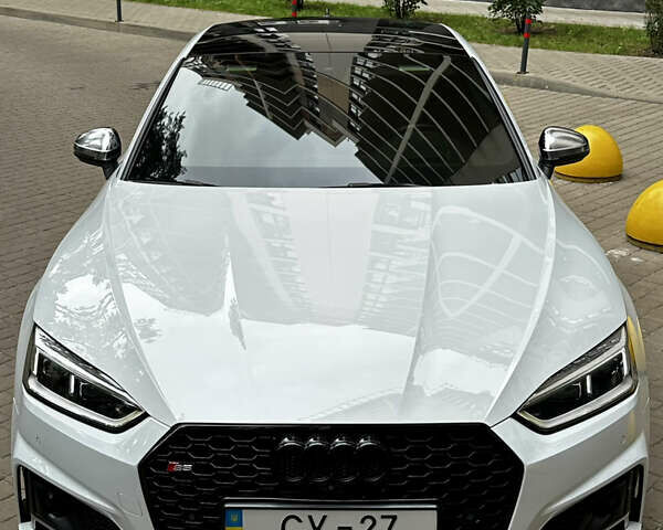 Белый Ауди С5, объемом двигателя 3 л и пробегом 104 тыс. км за 28000 $, фото 3 на Automoto.ua