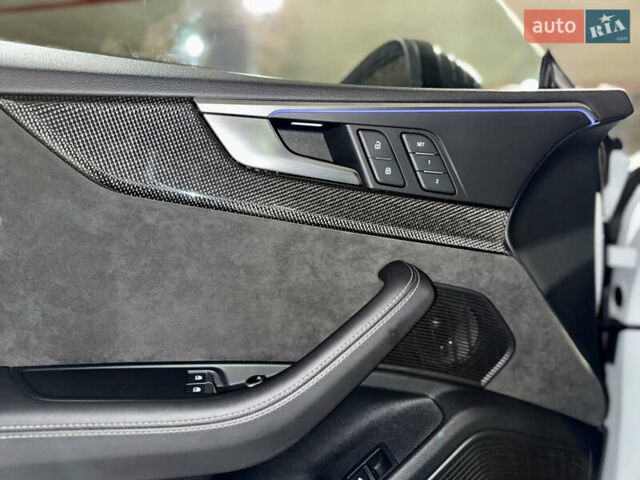 Белый Ауди С5, объемом двигателя 3 л и пробегом 54 тыс. км за 36000 $, фото 27 на Automoto.ua