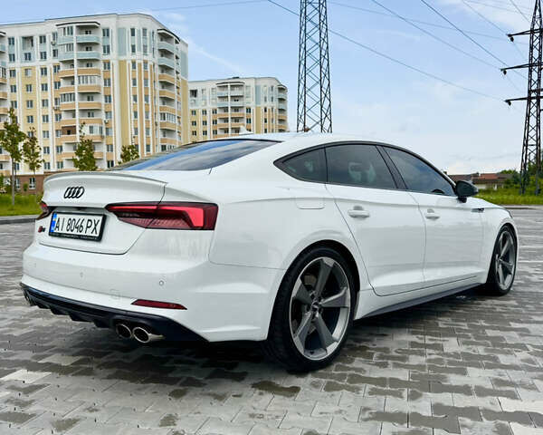 Белый Ауди С5, объемом двигателя 3 л и пробегом 129 тыс. км за 36300 $, фото 5 на Automoto.ua