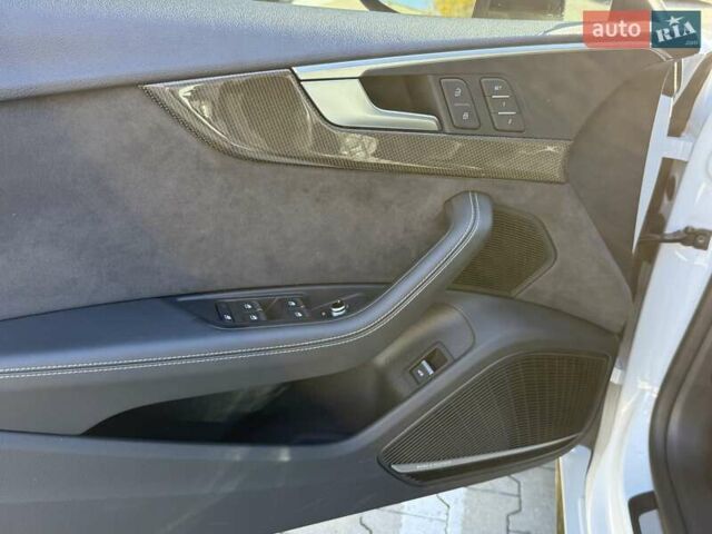 Ауді S5 2019 у Одесі на Automoto.ua Білий Ауді S5, об'ємом двигуна 3 л та пробігом 52 тис. км за 36900 $, фото 19 на Automoto.ua