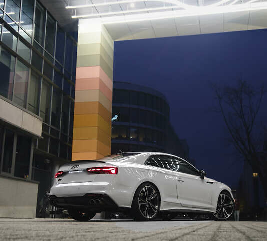 Белый Ауди С5, объемом двигателя 3 л и пробегом 28 тыс. км за 55000 $, фото 2 на Automoto.ua