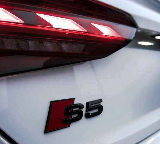 Белый Ауди С5, объемом двигателя 3 л и пробегом 28 тыс. км за 55000 $, фото 15 на Automoto.ua