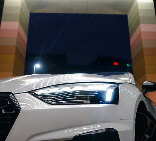 Белый Ауди С5, объемом двигателя 3 л и пробегом 28 тыс. км за 55000 $, фото 3 на Automoto.ua