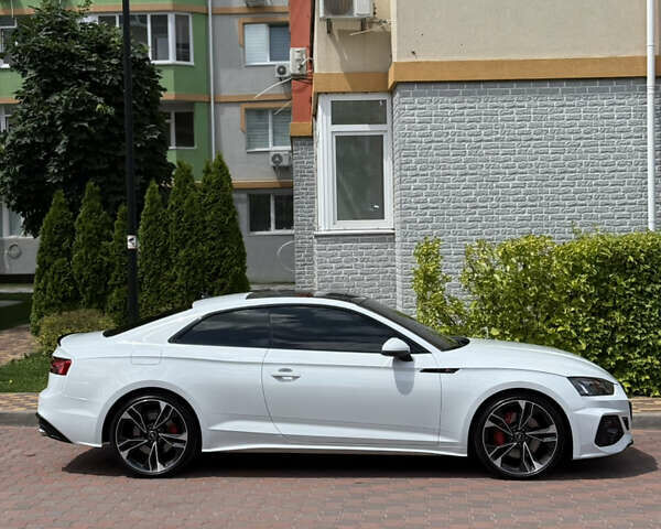 Белый Ауди С5, объемом двигателя 3 л и пробегом 24 тыс. км за 43990 $, фото 3 на Automoto.ua