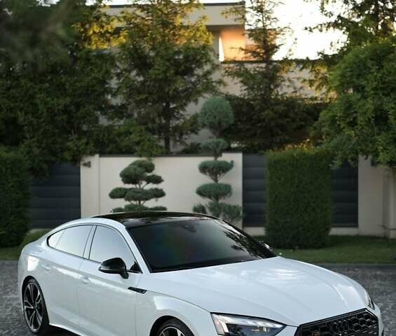 Белый Ауди С5, объемом двигателя 3 л и пробегом 13 тыс. км за 51000 $, фото 1 на Automoto.ua