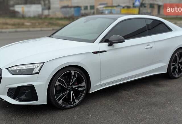 Белый Ауди С5, объемом двигателя 3 л и пробегом 22 тыс. км за 49000 $, фото 2 на Automoto.ua