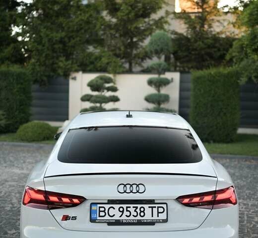 Белый Ауди С5, объемом двигателя 3 л и пробегом 13 тыс. км за 51000 $, фото 28 на Automoto.ua
