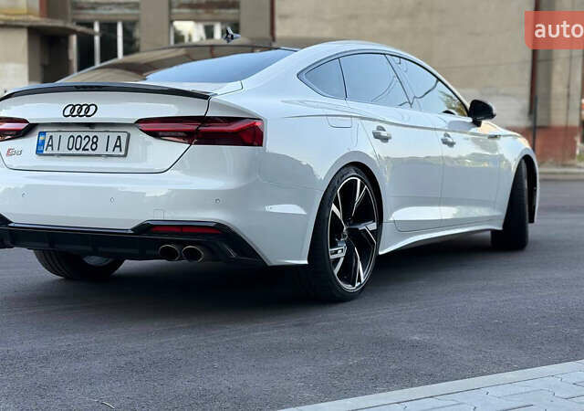 Белый Ауди С5, объемом двигателя 3 л и пробегом 43 тыс. км за 44500 $, фото 3 на Automoto.ua