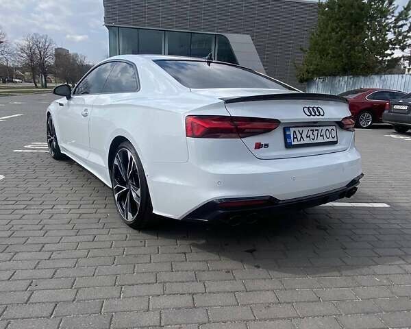 Білий Ауді S5, об'ємом двигуна 3 л та пробігом 18 тис. км за 47000 $, фото 8 на Automoto.ua