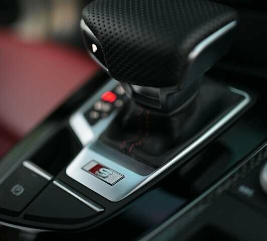 Белый Ауди С5, объемом двигателя 3 л и пробегом 13 тыс. км за 51000 $, фото 7 на Automoto.ua