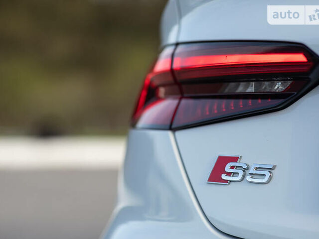 Білий Ауді S5, об'ємом двигуна 3 л та пробігом 36 тис. км за 38000 $, фото 51 на Automoto.ua