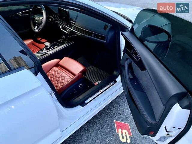 Белый Ауди С5, объемом двигателя 3 л и пробегом 12 тыс. км за 58500 $, фото 27 на Automoto.ua