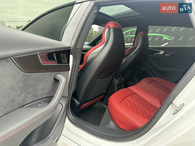 Белый Ауди С5, объемом двигателя 3 л и пробегом 12 тыс. км за 54999 $, фото 17 на Automoto.ua