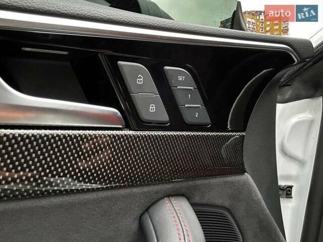 Белый Ауди С5, объемом двигателя 3 л и пробегом 9 тыс. км за 64990 $, фото 15 на Automoto.ua
