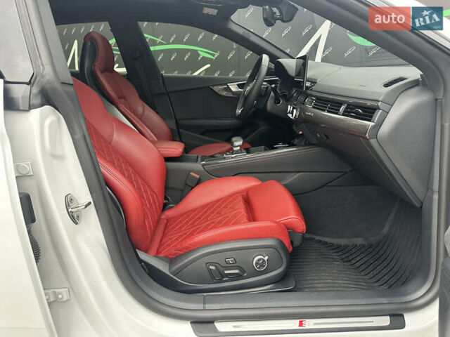 Белый Ауди С5, объемом двигателя 3 л и пробегом 12 тыс. км за 54999 $, фото 23 на Automoto.ua